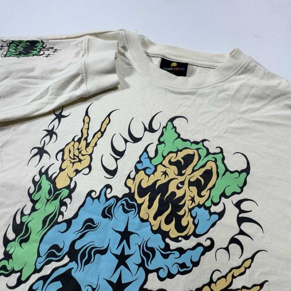 Teddy Fresh Long Sleeve Tee Cream Super Spooky Graphic Sleeve Print Size L